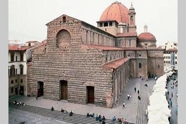 Lorenzo Magnifico Typical Heart Of Florence