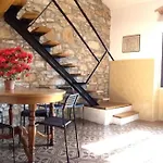 Lorenzo Magnifico Typical Home Heart Of Florence